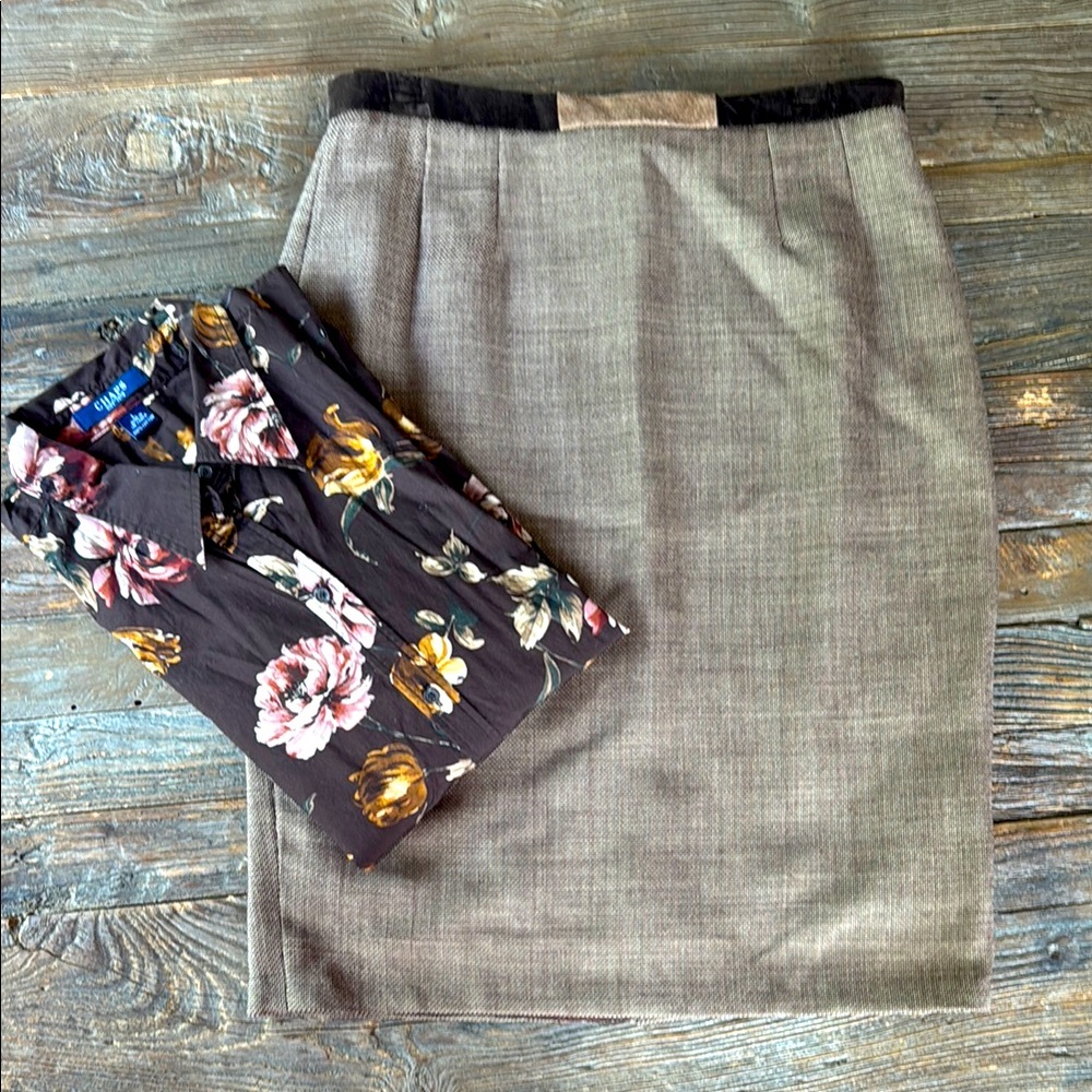 Vintage wool tweed skirt w/chocolate velvet waist and suede trim EVC 15” waist